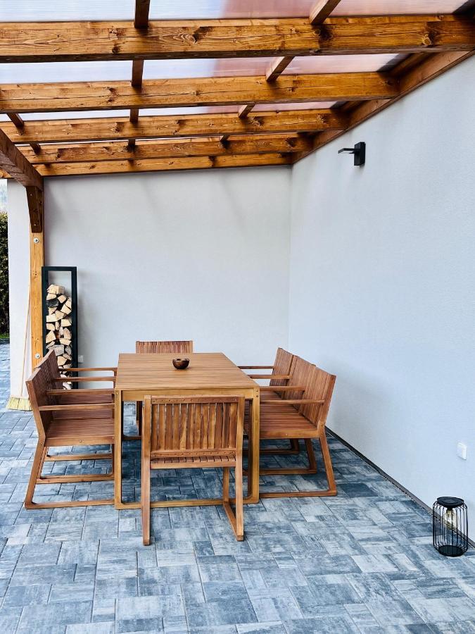 B-Arak Wellness Domek Pod Horama Mladé Buky Zewnętrze zdjęcie